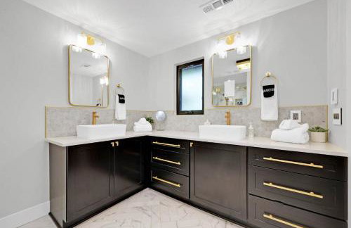 Family-Friendly Luxe Home with Sauna - mins to UO - Foto 18