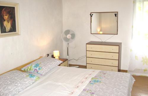 Charming House in Sveti Jakov, Mountain View - Foto 13