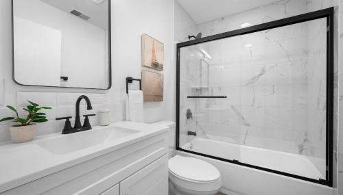 Central Lawrenceville 3 Spacious and Modern Two Bedroom Apartment with Free Street Parking - Foto 3