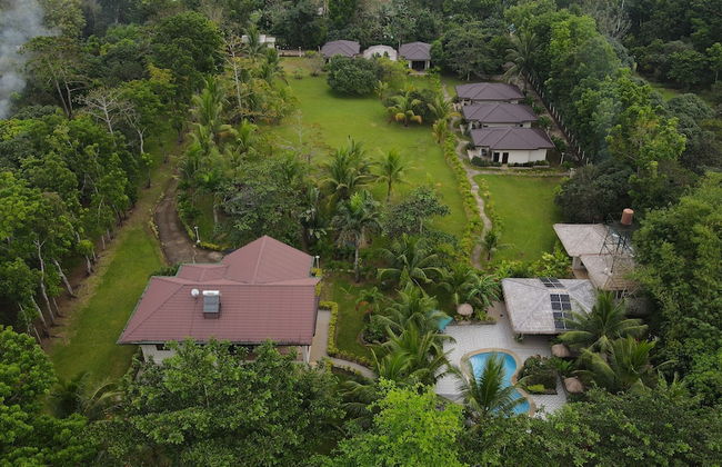 Denika's Suites - Foto 41