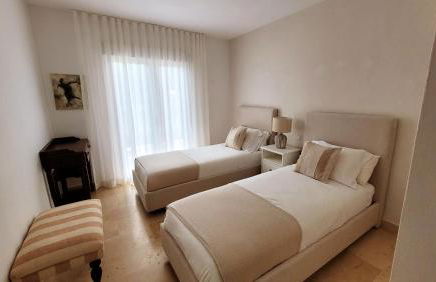 Apartment in El Presidente Beach Side New Golden Mile - Photo 17