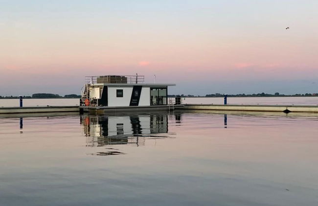 Houseboat Sneekermeer With Sun Deck - Foto 21