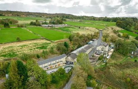 New Hobbit, stunning views, sleeps 42, Bar, Hot Tub - Foto 61