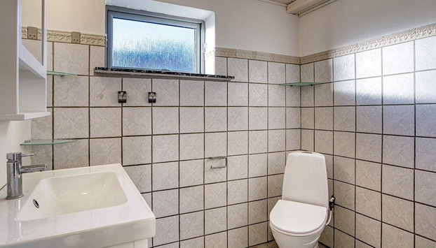 8 Person Holiday Home in Nysted - Foto 4, Baño