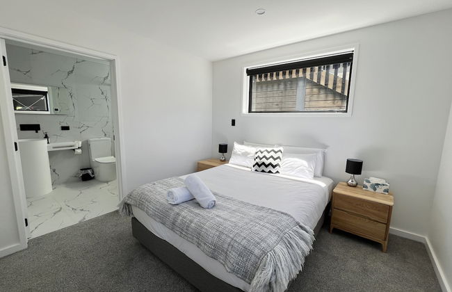 Stunning Lakeview QT Holiday House - Foto 3