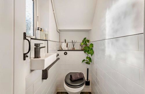 Rockford Cottage 3 Bed Modern New Forest House with Garden - Foto 23