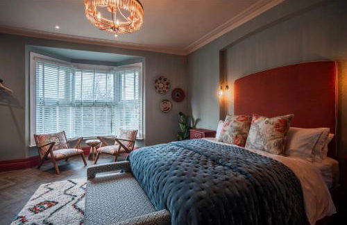 Luxury Seaside 5 Bed - 10 Mins Walk to Beaches - Foto 1