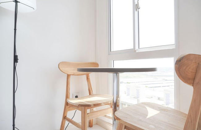 Tranquil Stay Studio with Sea View at Tokyo Riverside PIK 2 Apartment By Travelio - Foto 13