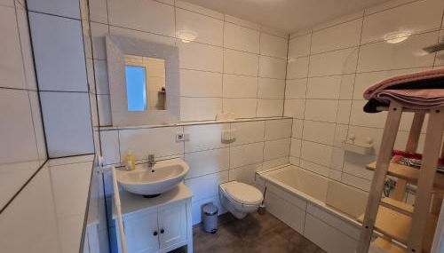 Landau, schöne helle gemütliche Wohnung - Foto 5, towels