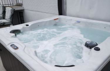 Hot tub bubbles on Butler - Foto 9