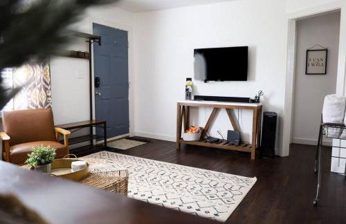 Modern Home In Heart Of Downtown Klamath Falls - Foto 6