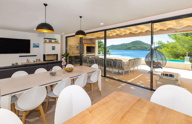 Beachfront Villa Brulupes - Foto 18