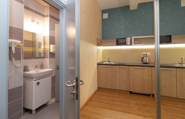 Stories Hub - Photo 9