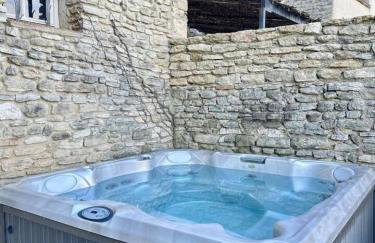 La maison Haut-perché townhouse with view and jacuzzi - Photo 9