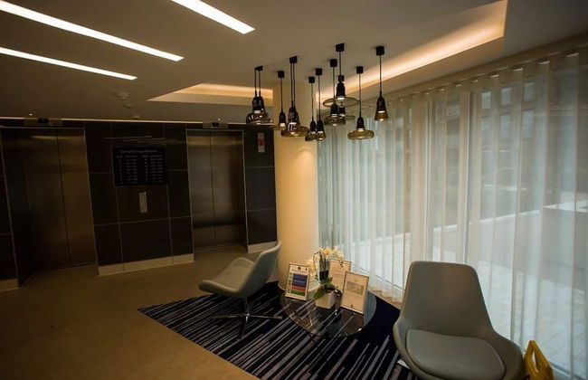 PREMIUM WOOLWICH 2 BED APARTMENT - Photo 1