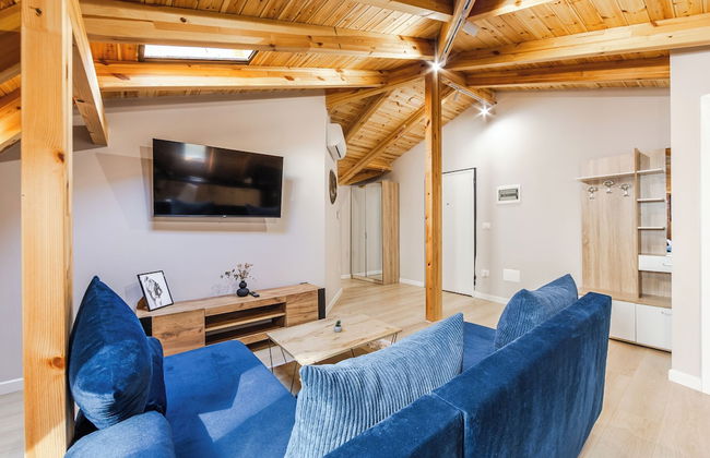 Authentic Villa Apartment - Photo 16