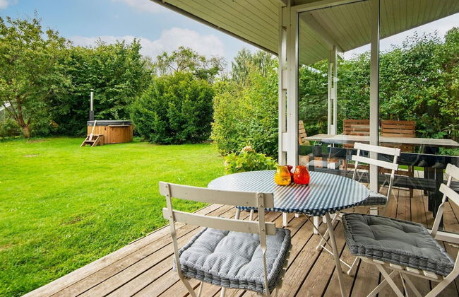 7 Person Holiday Home in Malling - Foto 17