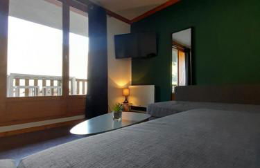 T2 confortable - Piscine chauffée - Super Besse - Photo 3