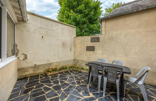 Les Colibris little house in the city-center - Foto 9