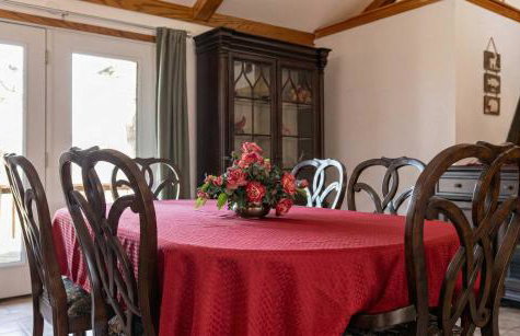 White River Escape with BBQ & Private Backyard - Foto 3