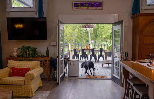 Chateau Royale, Pet Friendly, On Bayou, Downtown! - Foto 19