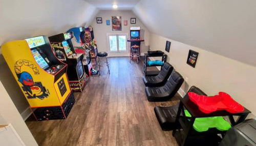 Downtown Kzoo with 3rd Floor Arcade Room - Foto 3, Game Room