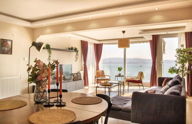 Missafir Exceptional Flat With Sea View in Izmir - Photo 3