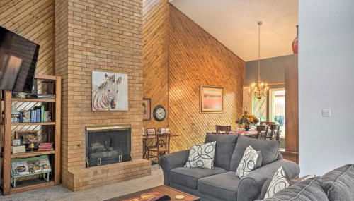 Lubbock Townhome with Grill Near TTU and Downtown! - Foto 2