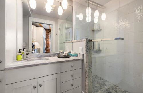 Tugboat Vista 2 Bedroom Downtown Portsmouth - Foto 16