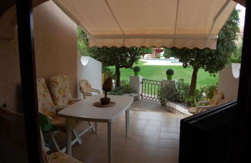 Precioso dúplex con piscina, en 1ª linea de playa - Foto 34