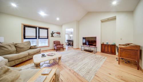 Family and Pet Friendly! 7-Acre Escape in Jefferson - Foto 5