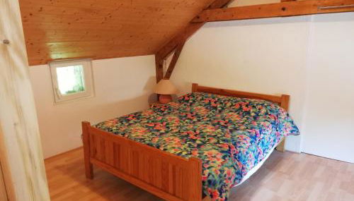 Grand gite 14 personnes ,cour ,salle de jeux, proche du village , commerces - Foto 4