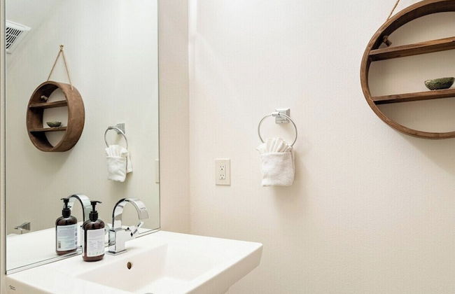 Rooftop Deck Walk to River Downtown Fire pit - Foto 13