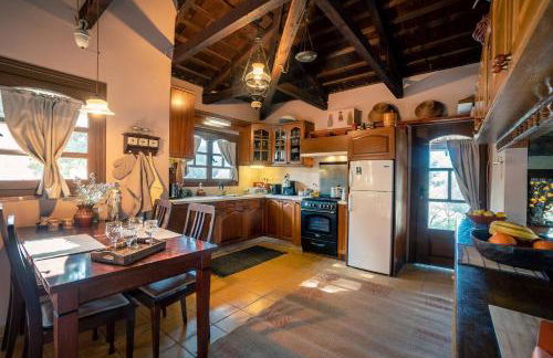 Rustic Retreat - Private Pool in Nature's Embrace - Photo 13