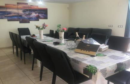 Impresionante alojamiento compuesto por 2 Chalets Adosados de lujo para 14 personas Piscina con CIRCUITO SPA - Foto 4