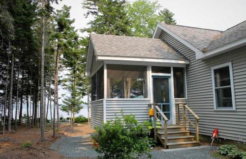 Couples Cove Cottage - Photo 32