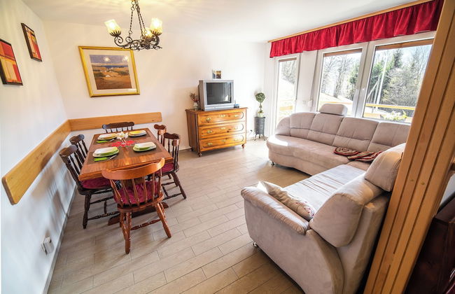 Valley View Holiday Home Mrak With Sauna - Foto 21