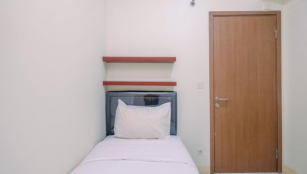 Cozy Stay 2BR at Podomoro Golf View Apartment - Foto 2, Habitación