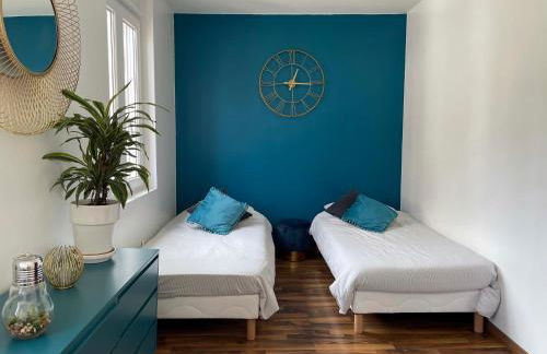 Appartement Standing piscine intérieur privatisée . - Foto 12