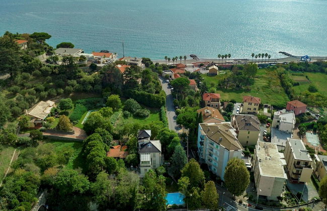 Villa Liberty Albisola 6 2 Emma Villas - Photo 32