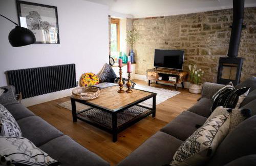 The Barn House - Swimming Pond,Jacuzzi,Chicks! - Foto 6