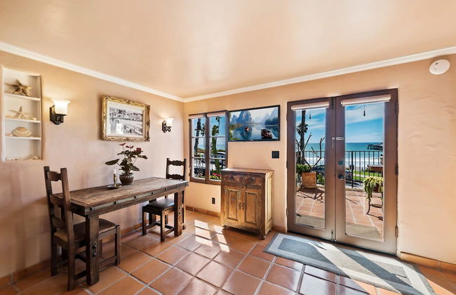 Oceanfront Hacienda - Photo 11