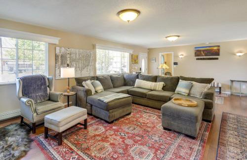 Hot Tub & Fire Pit: Serene Clifton Retreat! - Foto 7