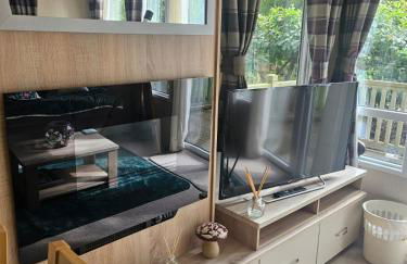 Fawn Lodge, Kelling Heath - Woodland Setting and Pets Welcome - Photo 33