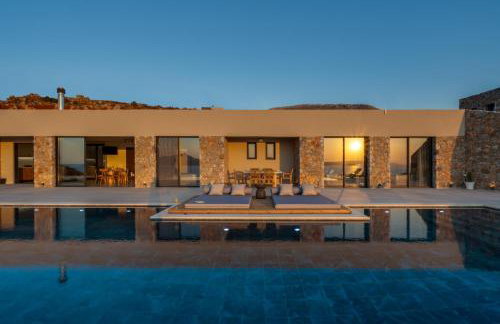 ARion Aesthesis Villa Fire Pit & Heated Pool - Photo 36