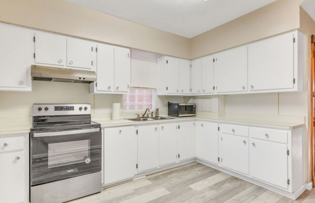 Spacious 3BR Home near Downtown, Oakland & East Liberty! Max 15 nights by RedAwning - Foto 12