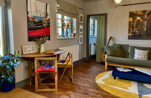 The BeeKeepers - Homely Luxurious Self Catering - Foto 36