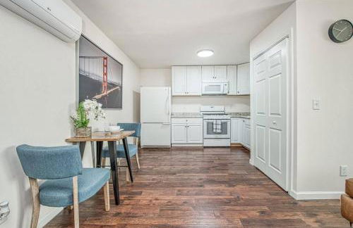 Totally New Awesome North Fresno Back Studio - Foto 16