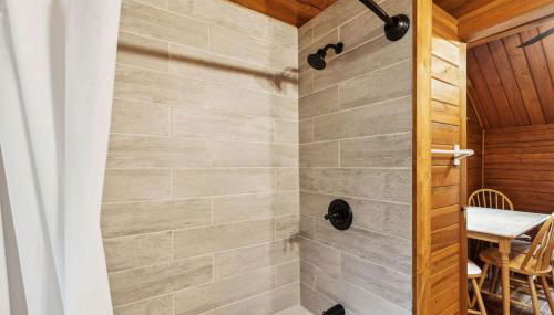 Lost Horse Lodge Double Queen Cabin 13 - Foto 5