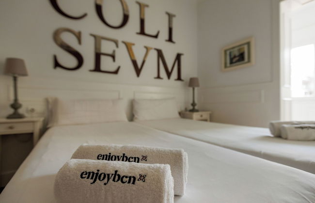 Enjoybcn Coliseum Apartments - Photo 31